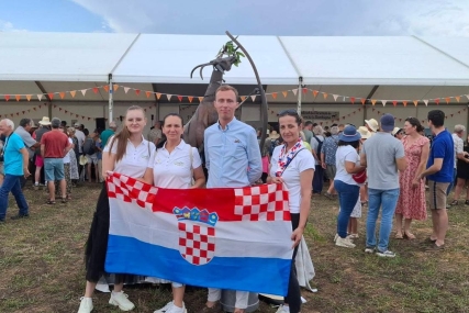 Hrvatski sirari ušli u Guinnessovu knjigu rekorda! Među njima i članica LAG-a 